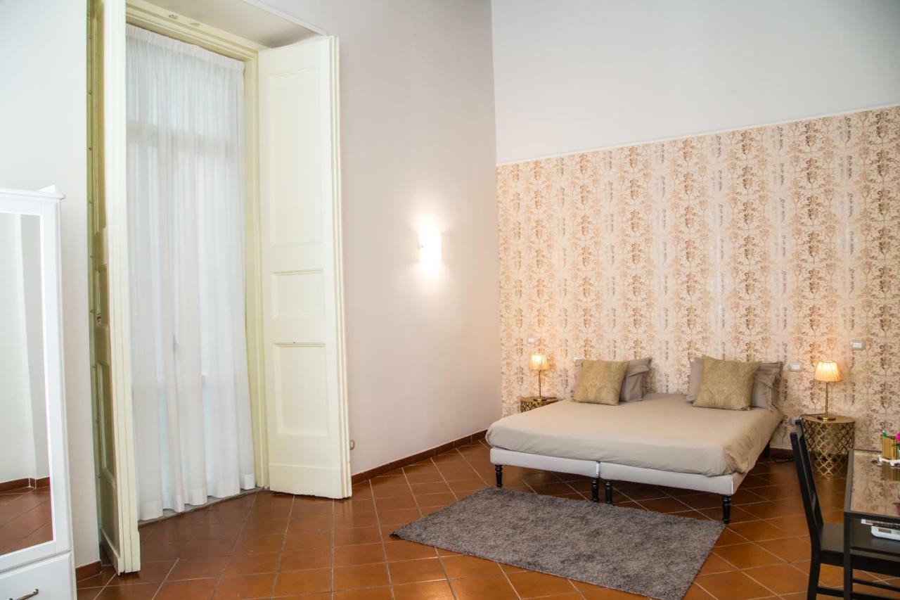 Domus Donnaregina Apartments Nápoles Exterior foto